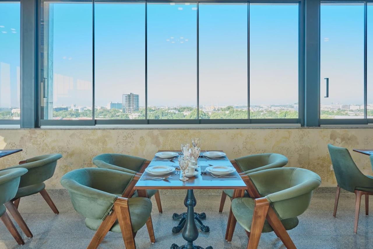 Al Anvar Halal Hotel By Hotelpro Group ทาชเคนต์ ภายนอก รูปภาพ