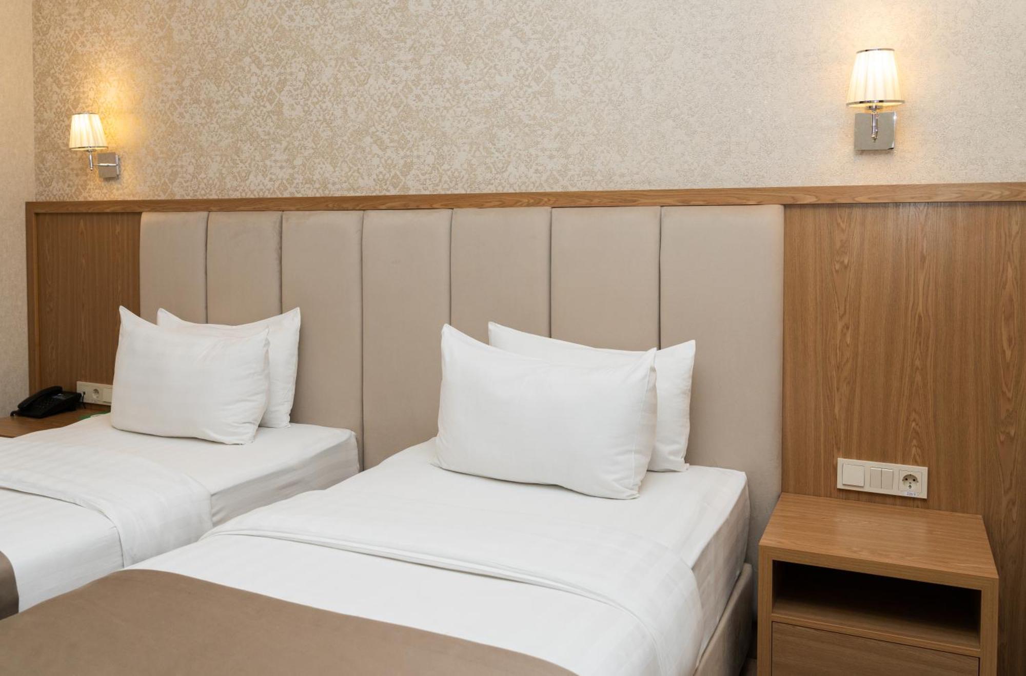 Al Anvar Halal Hotel By Hotelpro Group ทาชเคนต์ ภายนอก รูปภาพ