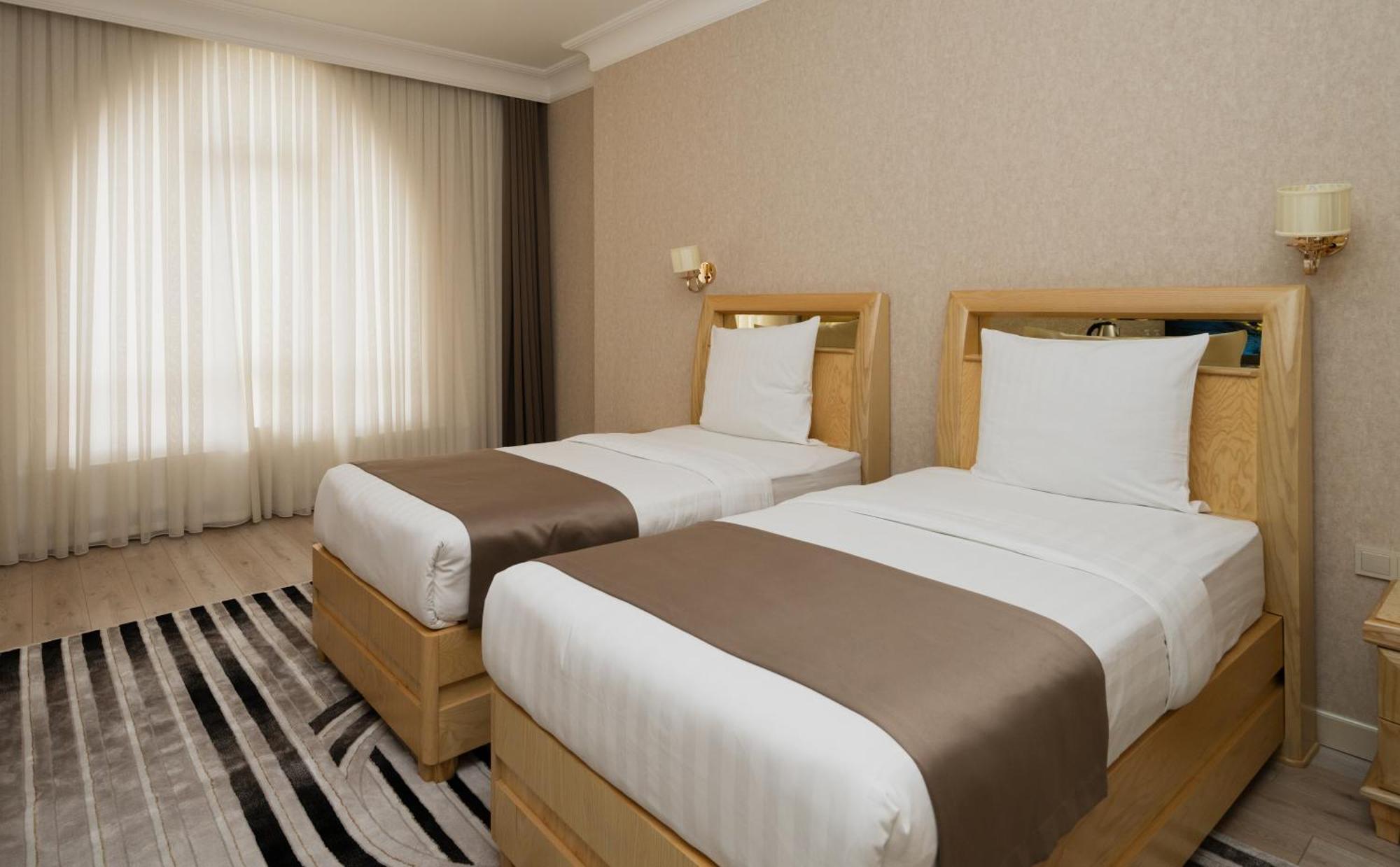 Al Anvar Halal Hotel By Hotelpro Group ทาชเคนต์ ภายนอก รูปภาพ
