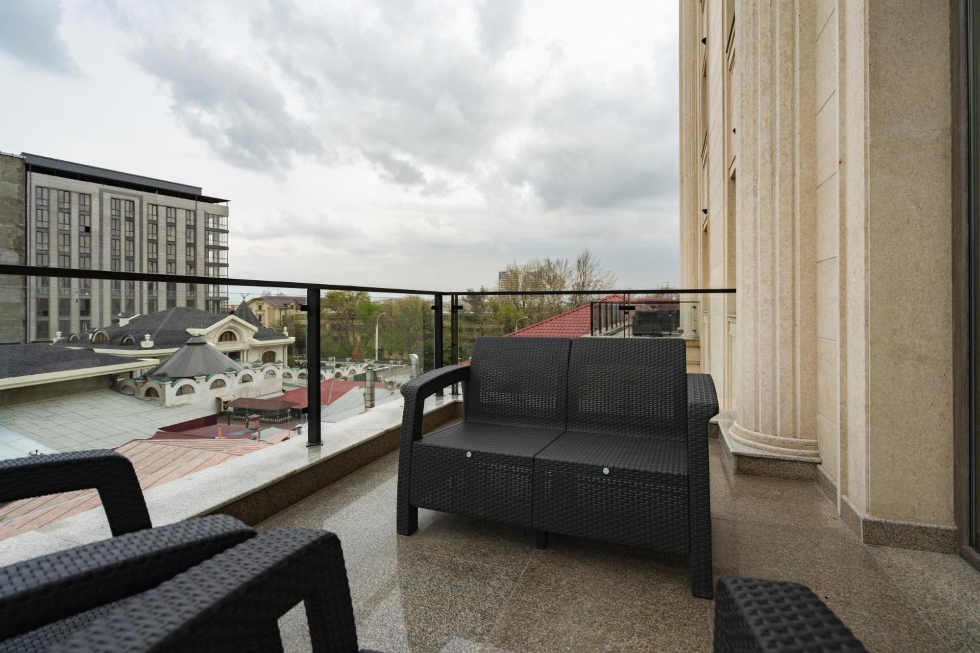 Al Anvar Halal Hotel By Hotelpro Group ทาชเคนต์ ภายนอก รูปภาพ
