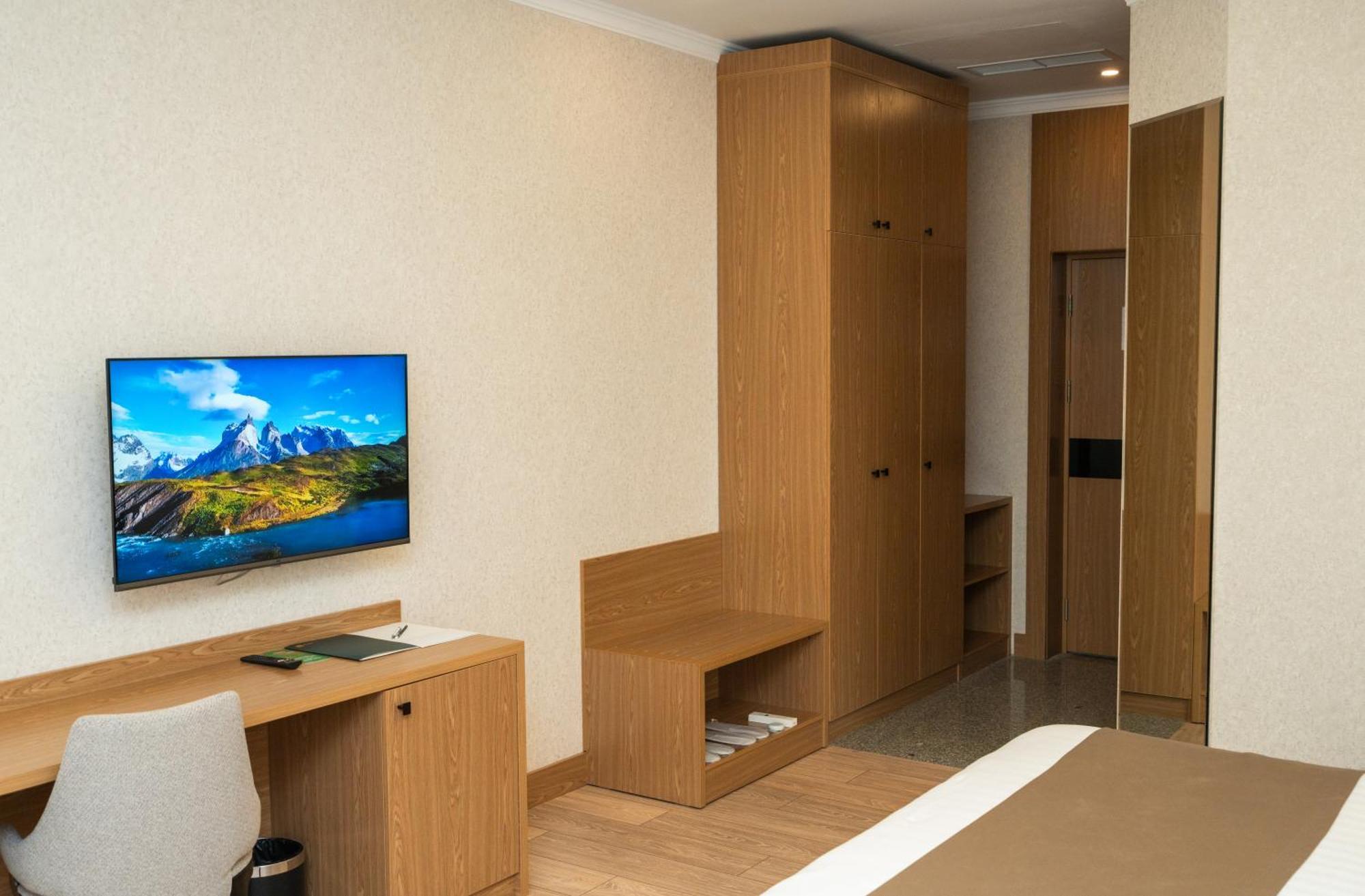 Al Anvar Halal Hotel By Hotelpro Group ทาชเคนต์ ภายนอก รูปภาพ