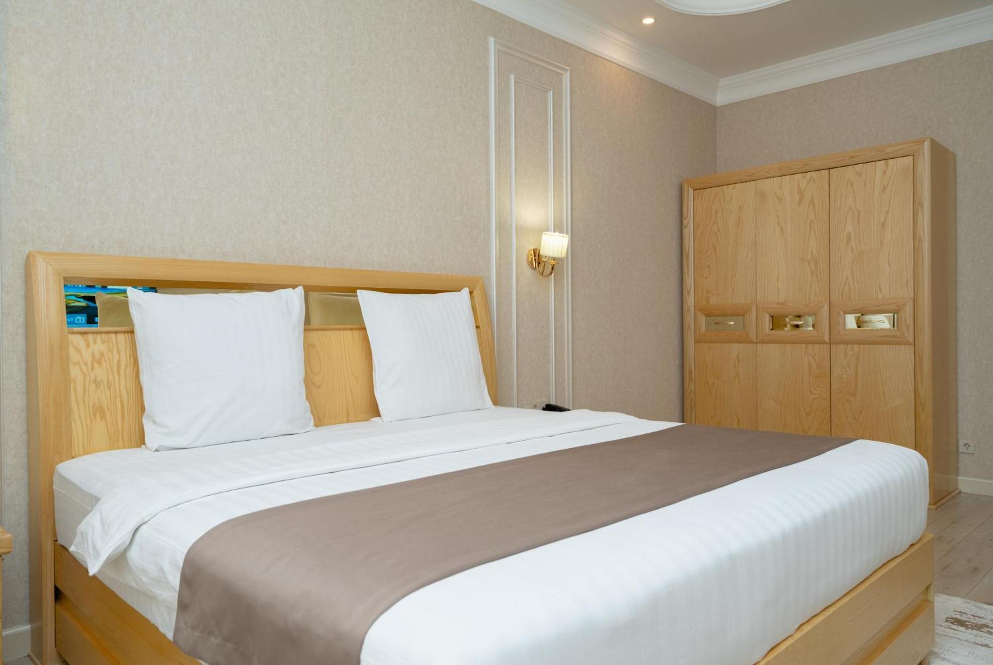 Al Anvar Halal Hotel By Hotelpro Group ทาชเคนต์ ภายนอก รูปภาพ